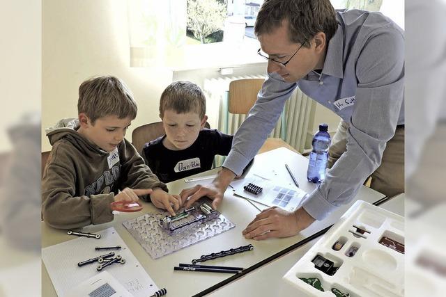 Förderung für Hochbegabte: Hector-Kinderakademie bietet Kurse in Buchholz und Broggingen