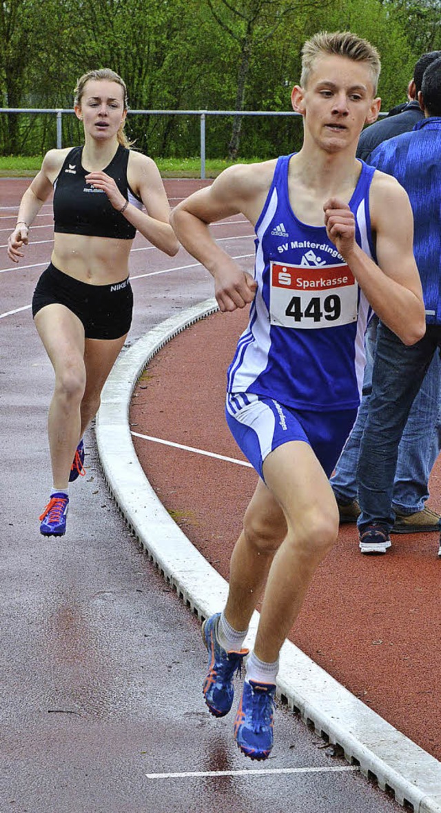 Die Schnellsten ber 800 Meter: Marius Hipp (vorne) und Hannah Tebartz van Elst   | Foto: Murst