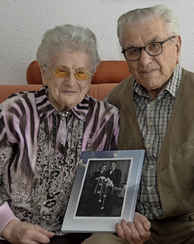 Adolf und Hedwig Wiestler aus  Stegen sind  65 Jahre verheiratet.   | Foto: Katja Marre