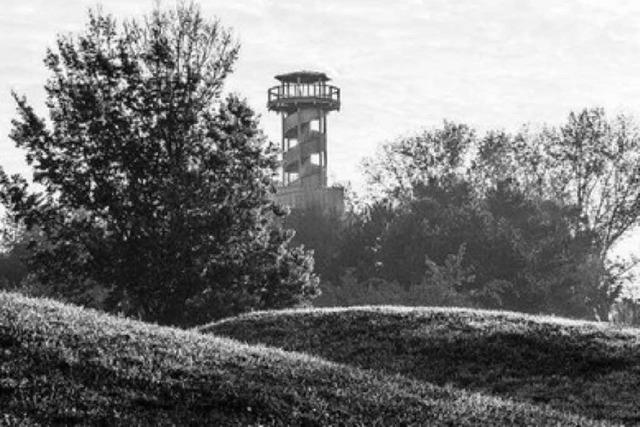 Handy-Raub beim Seepark-Turm - Opfer wird mit Pfefferspray besprht