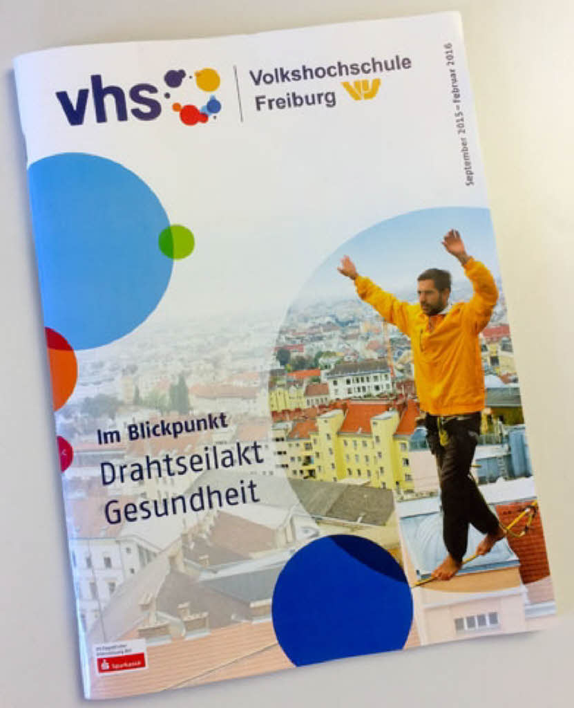 Warum ist Wien auf dem Heftcover der VHS Freiburg