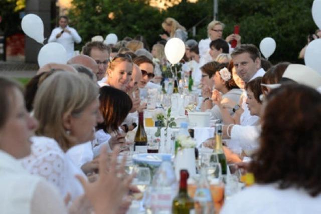 Dner en blanc: Am 28. August kommt die weie Outdoor-Party wieder nach Freiburg