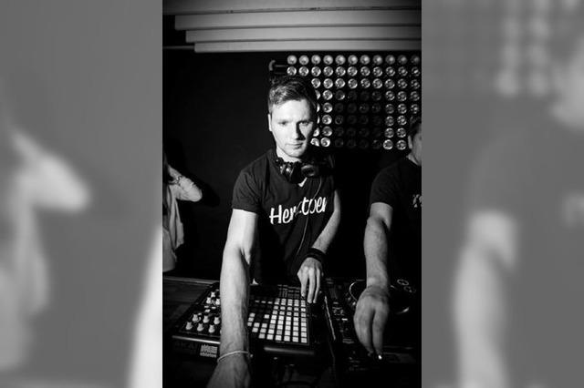 Bassmelodie: Ein Leben zwischen Lehrer- und DJ-Pult