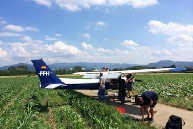 Cessna muss zwischen Lehen und Mundenhof notlanden – keine Verletzten