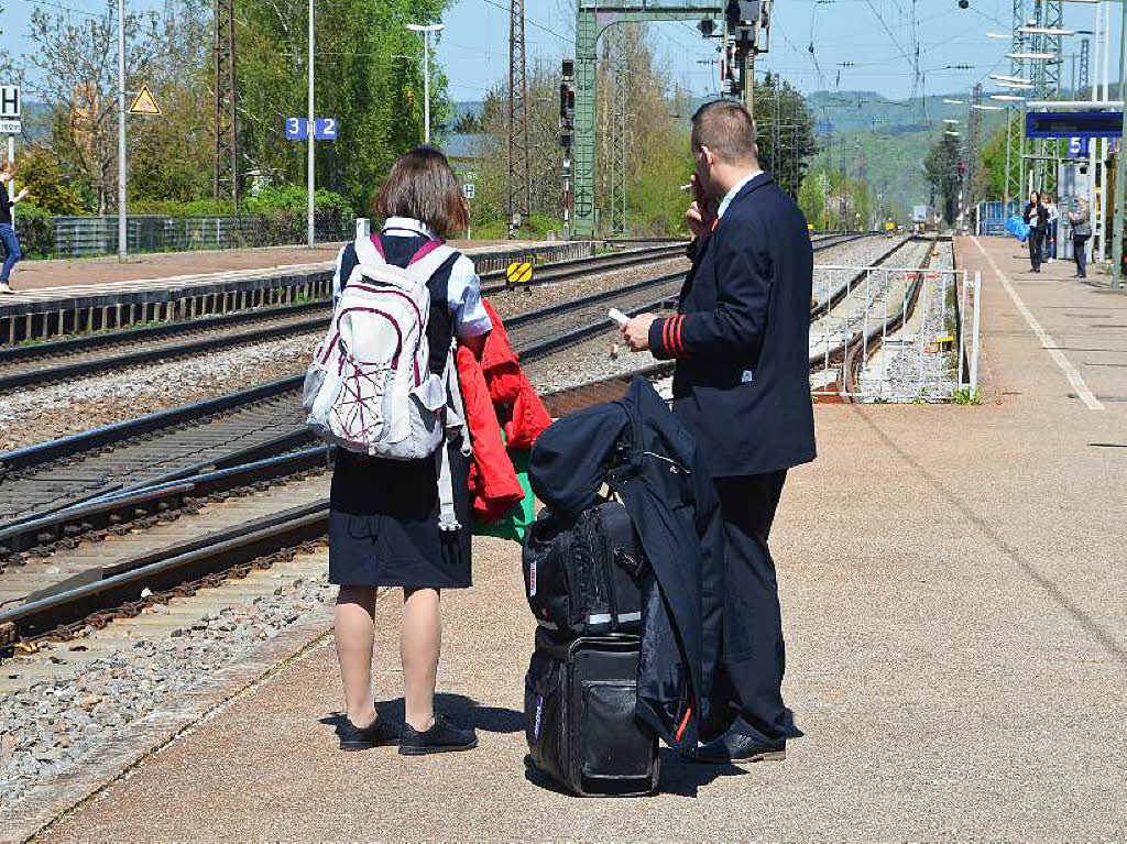 Denzlingen ist zum ICE-Halt geworden, weil es auf der Rheintalbahn zwischen Freiburg und Ebringen erneut einen Erdrutsch gab.