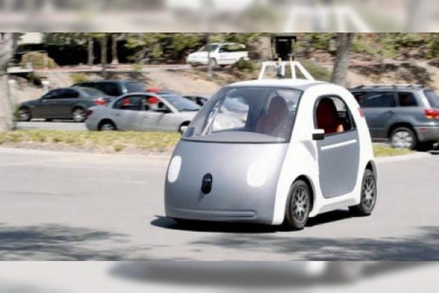 Video: Die erste Fahrt im Google-Auto