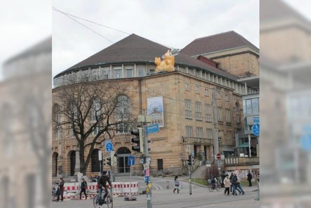 Was sitzt denn da auf dem Theaterdach?