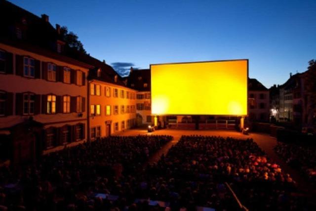 Basel-Tipp: OrangeCinema Openair-Kino auf dem Mnsterplatz