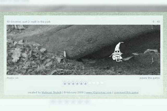 Browser-Game: Zehn Gnome im Park - Sommervormittag in schwarz-weiß