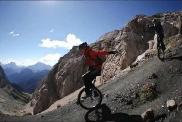 Extrem Einrad-Mountainbiking in den Dolomiten