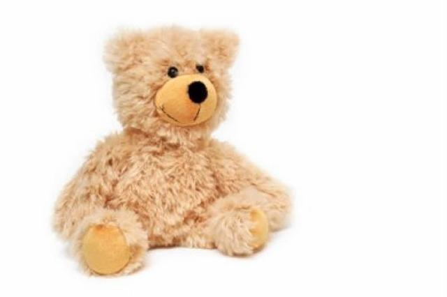 EHC: Teddybär-Wurfaktion für bedürftige Kinder aus Freiburg