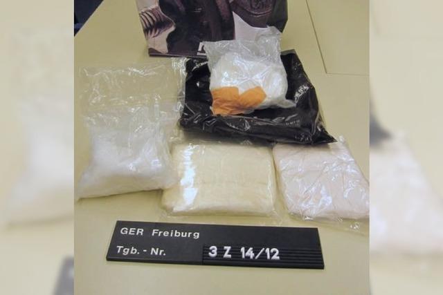 Zoll und Polizei beschlagnahmen fnf Kilogramm Amphetamin