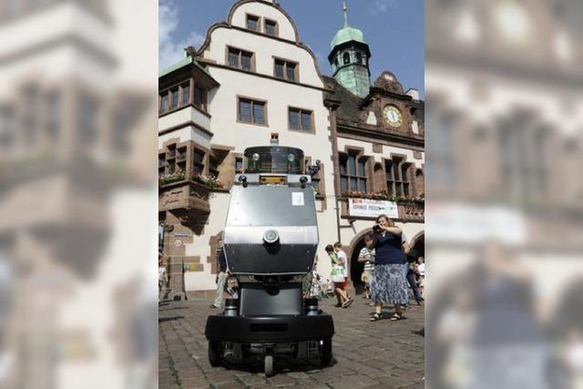 Roboter-Spaziergang durch Freiburg: Obelix auf Tour durch Freiburg