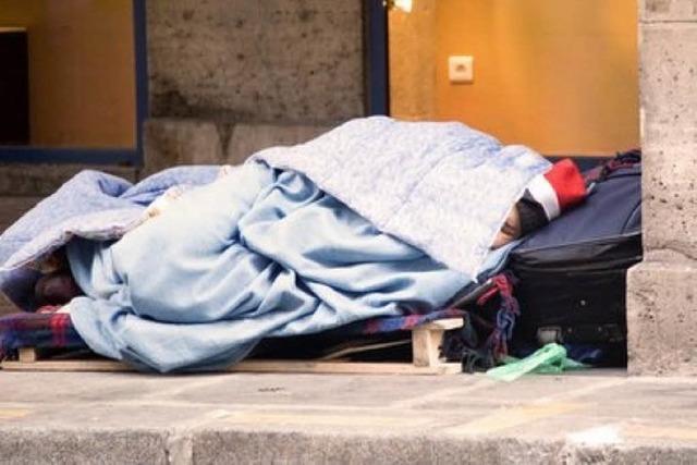 Hilfe fr Obdachlose: Wen kann ich anrufen, wenn ich jetzt jemanden drauen schlafen sehe?