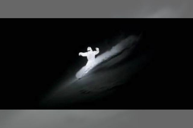 Video: Leuchtender Snowboarder