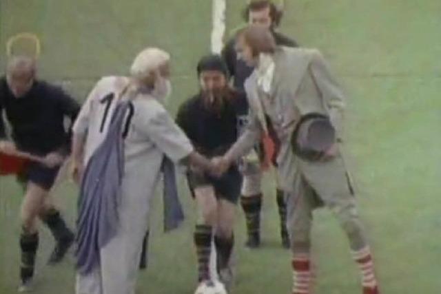 Monty Python spielt Deutschland gegen Griechenland