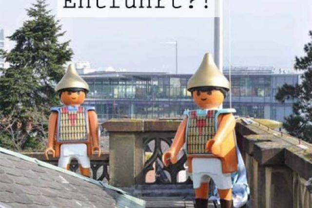 Merkwrdige Eigentumsdelikte: Playmobil-Figuren vom Dach des Colombischlssles gestohlen