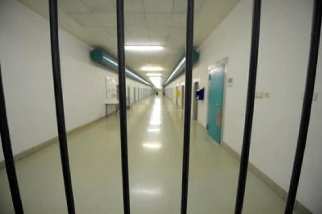 Podknast: Wie es im Gefängnis wirklich ist