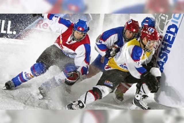 Eishockey + Hindernislauf = Ice Cross Downhill