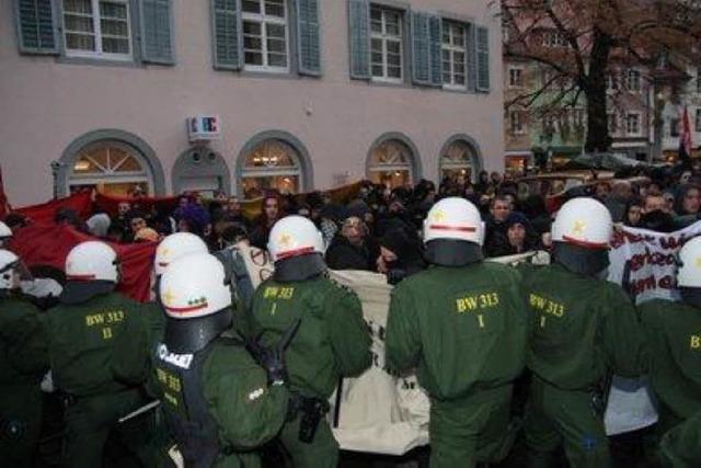 Amtsgericht: Vermummter Demonstrant muss 1200 Euro Strafe zahlen