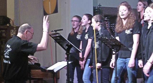 Meditation und Singen wechseln sich im Konzert ab.   | Foto: Gabriele Rasenberger