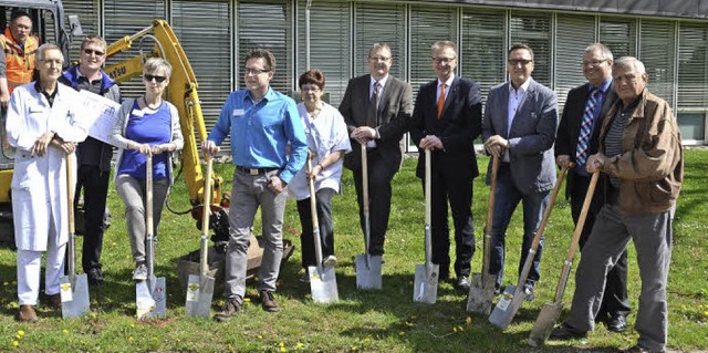 Buddeln fr die Zukunft des Spitals Ba...i, Alexander Guhl und Jrgen Stadler.   | Foto: Axel Kremp