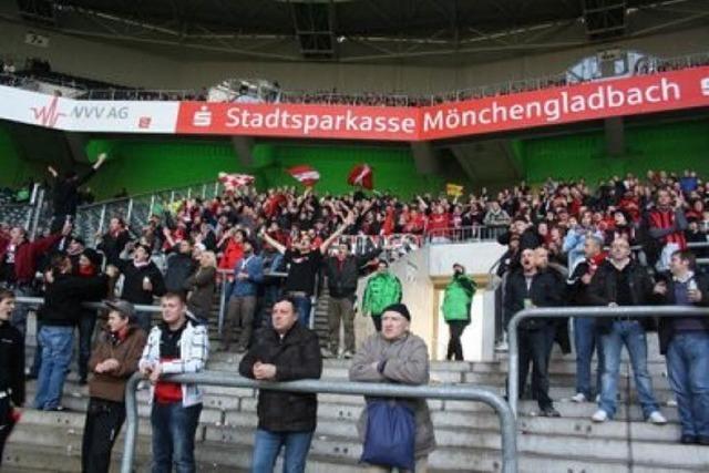 SC Freiburg in Gladbach: Ein Punkt mit Pommes