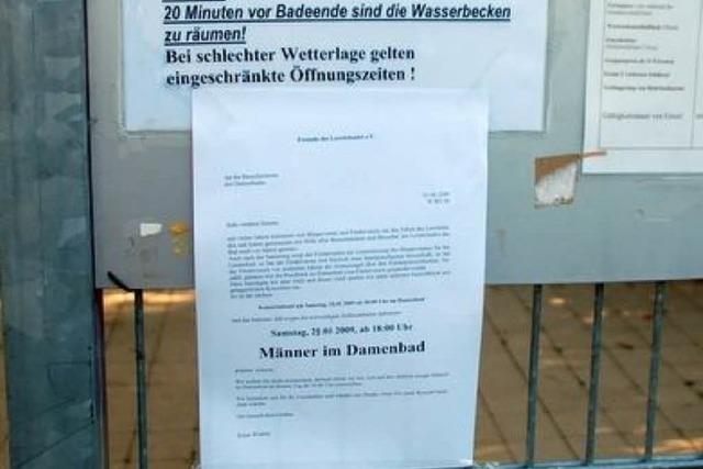 Vorsicht! Mnner im Damenbad