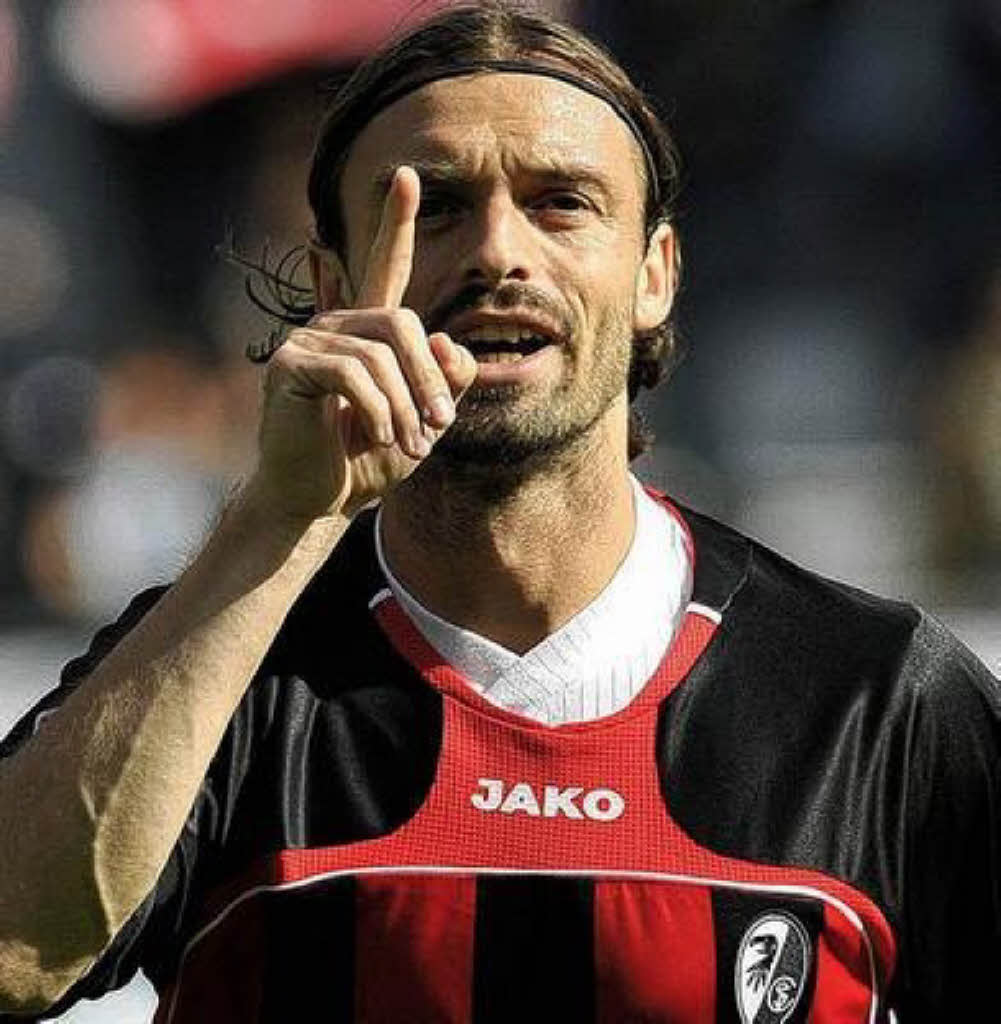 Wie spricht man den Namen von Jonathan Jäger aus? Sport (fudder