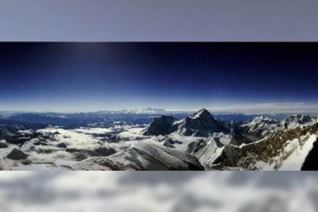 Panoramafoto: Blick vom Mount Everest