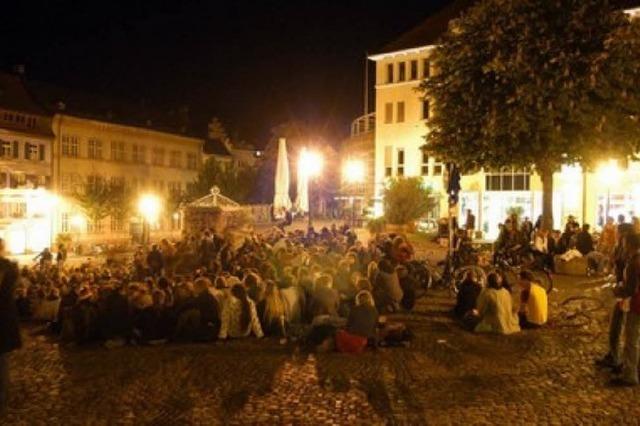 Augustinerplatz 2009: Um 23 Uhr gehen die Lichter an