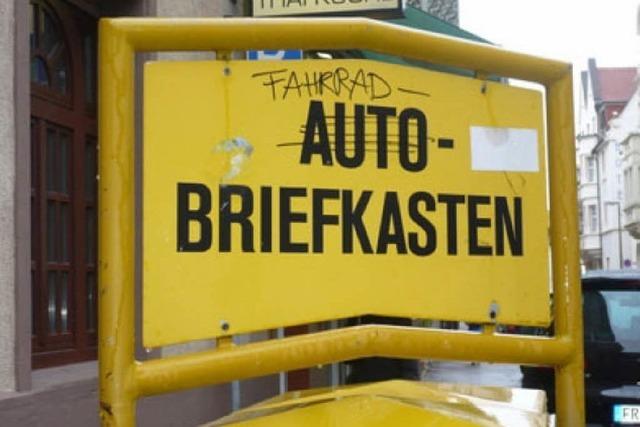 Auto-Briefkasten umwelfreundlich umfunktioniert