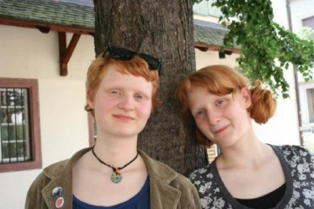 Junge Zwillinge: Gleich und doch anders
