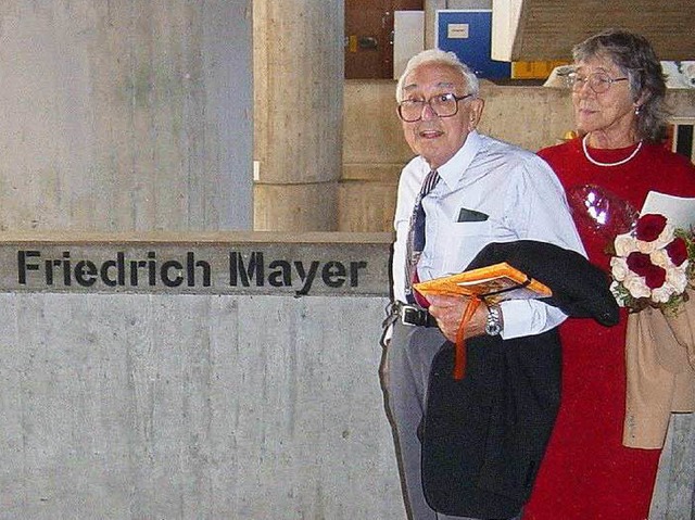 Fred Mayer und seine Lebensgefhrtin V...such am Rotteck-Gymnasium im Jahr 2006  | Foto: Wolfram Zimmer
