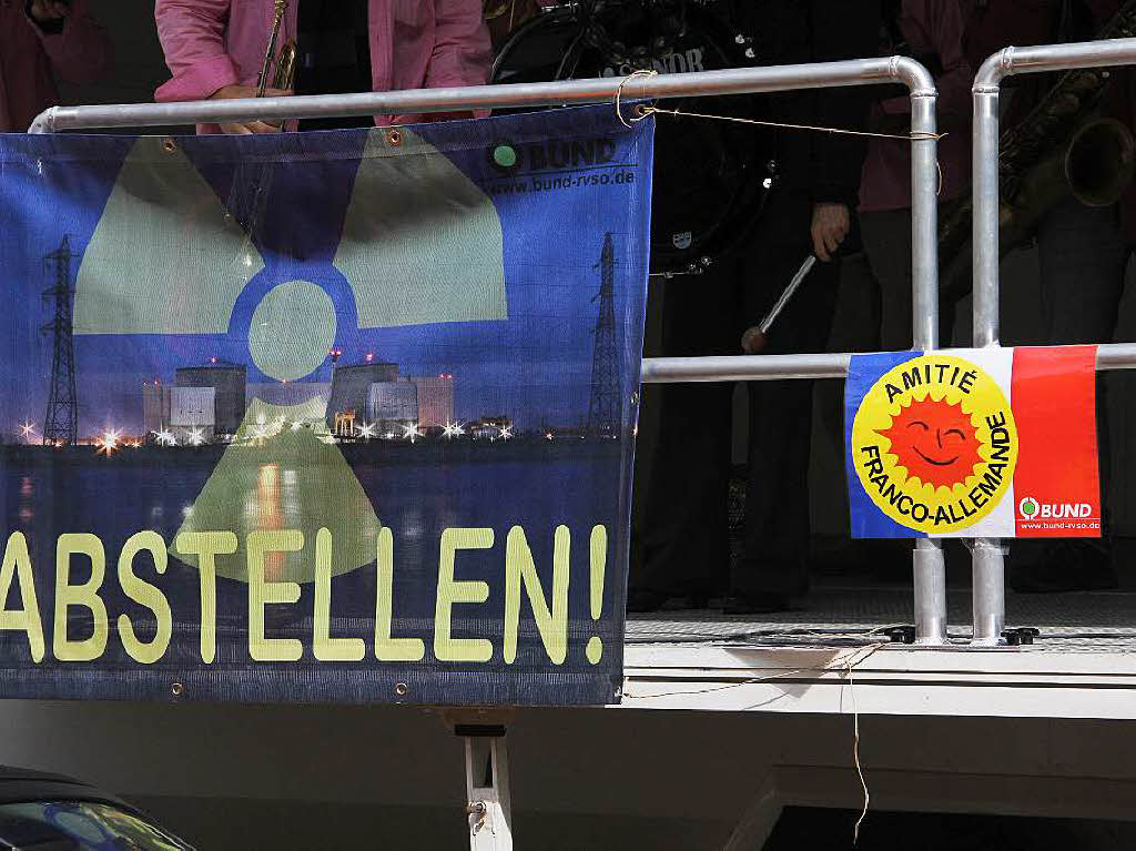 Anti-Atom-Brckenprotest bei Sasbach