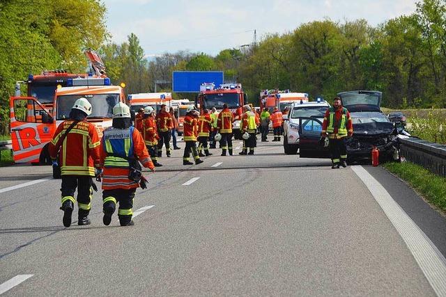 Autobahnunfall mit drei Schwerverletzten