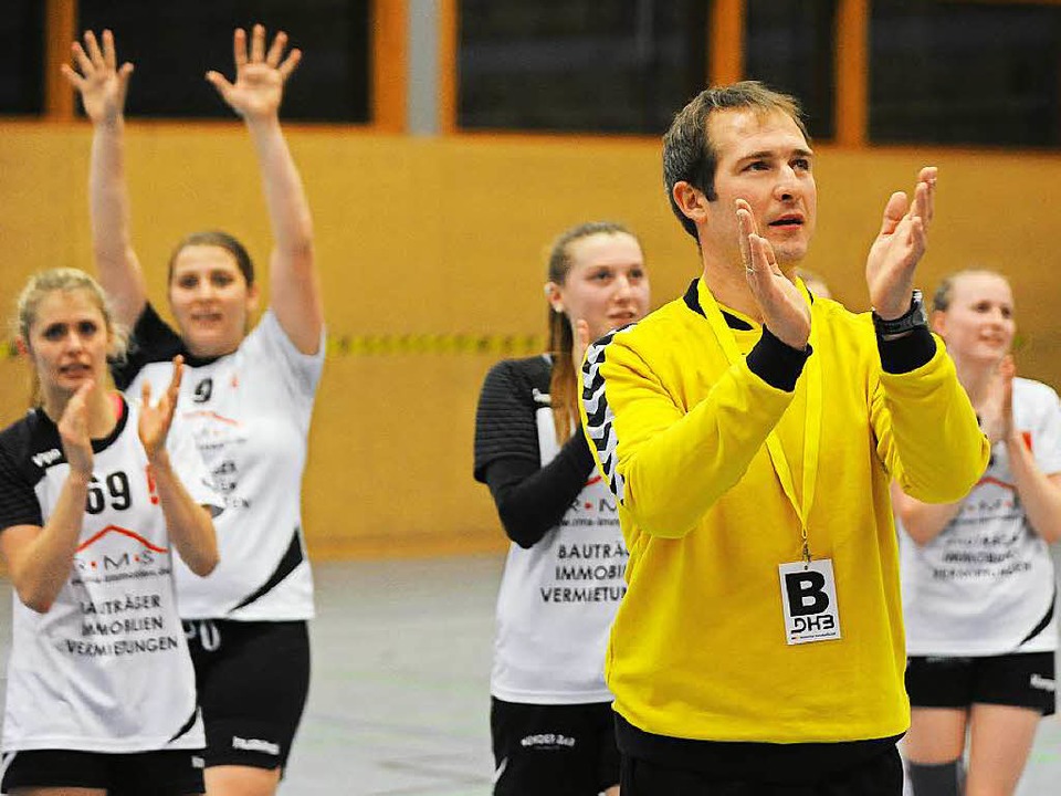 Applaus, Applaus: Der TV Brombach um T...gor Bojic spielt knftig drittklassig.  | Foto: Meinrad Schn