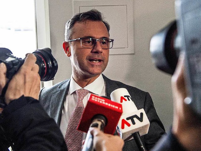 Das sanfte Gesicht der FP: Das Interesse an  Norbert Hofer ist gro.  | Foto: dpa