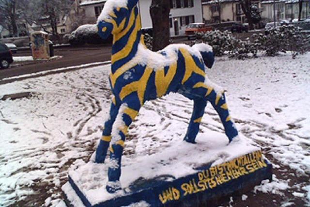 Zebra-Tattoo in Blau und Gelb