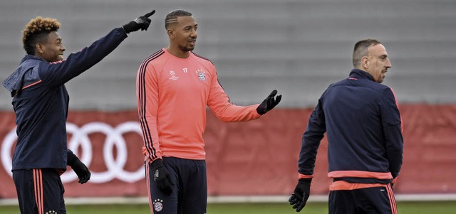 Blickrichtung Finale: David Alaba, Jr... beim Abschlusstraining des FC Bayern   | Foto: afp