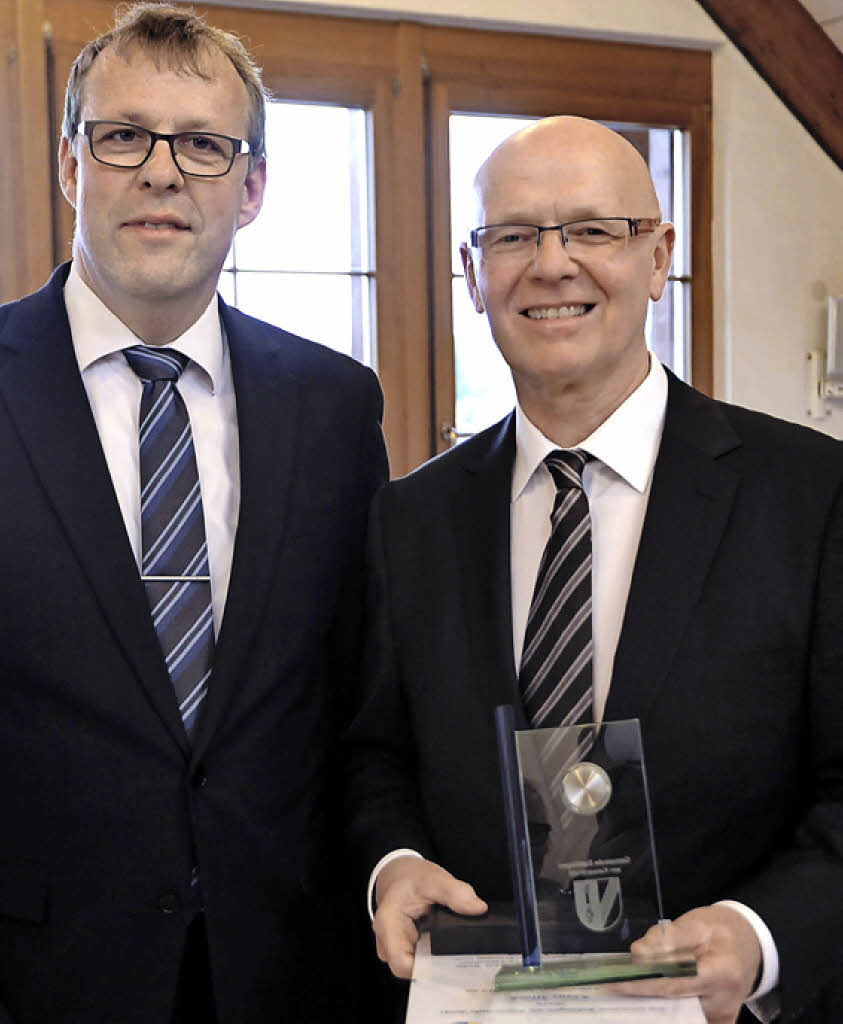 Wechsel im Bahlinger Gemeinderat vollzogen Bahlingen Badische Zeitung