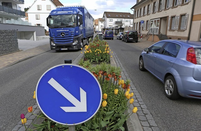 Lkw-Verkehr soll aus Kuhbach verbannt werden.   | Foto: Christoph Breithaupt