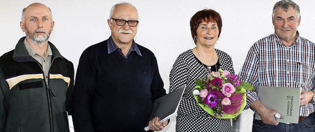 40 Jahre im ffentlichen Dienst: Bernd... Stnder und Klaus Riemer (von links).  | Foto: Landratsamt