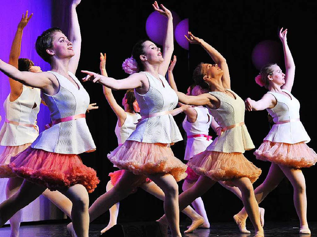 Gruppe „Rosa Wolken“: Anna Keil, Hanna Keil, Marie Pogerth, Anna Pogerth, Helena Ferenc, Theresa Willin, Charlotte blacker, Celine Hartmann, Valerie Heiberger, Johanna Rosenberger