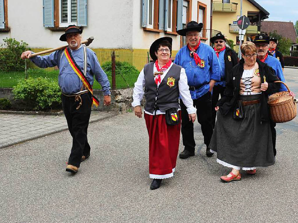 Die Bleibacher Bllerschtzen und Biedermeierdamen