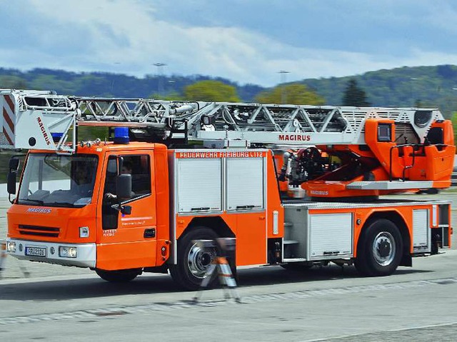 Sicherheitstraining der Feuerwehr auf der Freiburger Messe  | Foto: Michael Bamberger