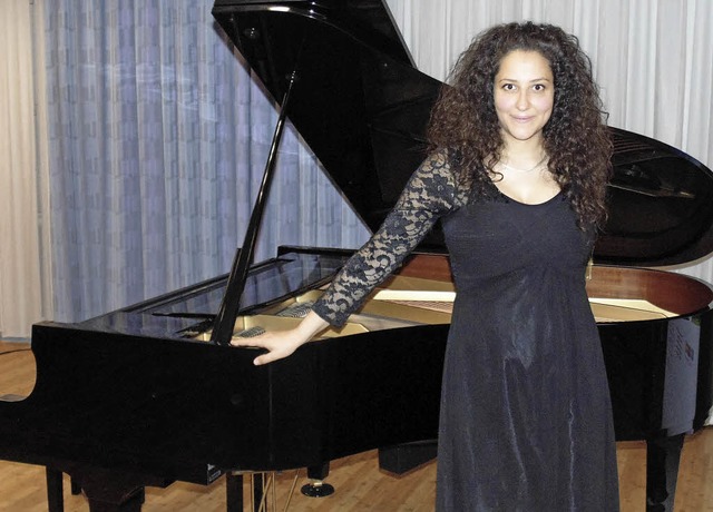Meryem Natalie Akdenizli bringt Sachin...ionen und klassische Musik  zusammen.   | Foto: Michael Gottstein