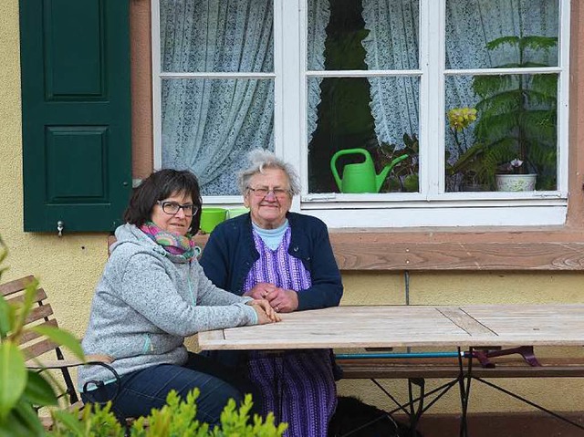 Maria Harter mit Mutter Agnes Sester  | Foto: Susanne Ehmann