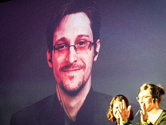 Edward Snowden, zugeschaltet  | Foto: dpa