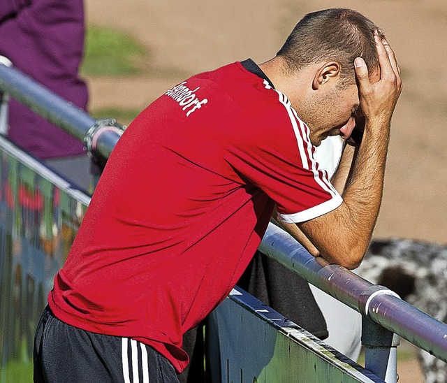 Bonndorfs Trainer Benjamin Gallmann ko...en phasenweise nicht mehr hinschauen.   | Foto: W. Scheu